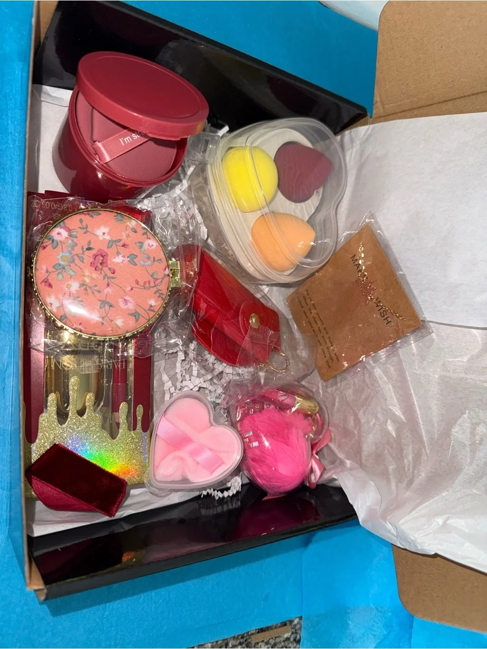 Assorted Pink and Red Party Favor Gift Set -